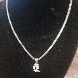 Sterling Silver Flower Necklace 16 Inch